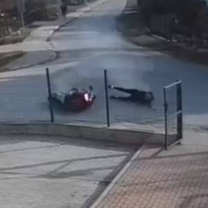 Niebezpieczne popisy zakończyły się na ogrodzeniu. Do sieci trafiło nagranie [WIDEO]