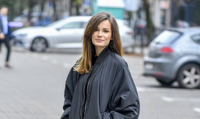 Natalia Szroeder odsłania ciało przed obiektywem. 28-latka nie pokazuje takich zdjęć zbyt często! [FOTO]