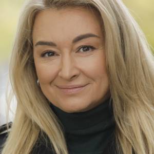 Martyna Wojciechowska w samym ręczniku! Do zdjęcia nie pozowała sama [FOTO]