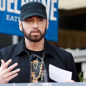 Eminem podał swój numer fanom. Tego nikt się nie spodziewał!