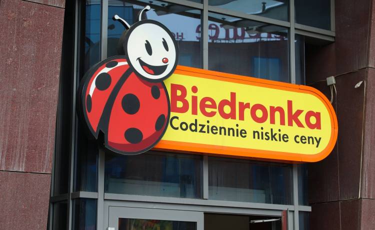 Biedronka będzie rozdawać Fajniaki za darmo! Sprawdź szczegóły akcji!