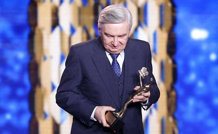 Co dzieje się z Tadeuszem Sznukiem? Widzowie martwią się o prowadzącego "Jeden z dziesięciu"