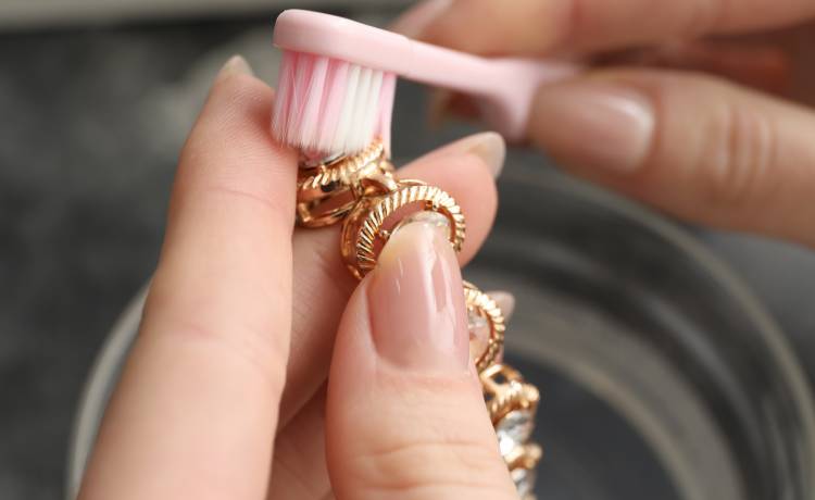 Pixel-Shot/Shutterstock