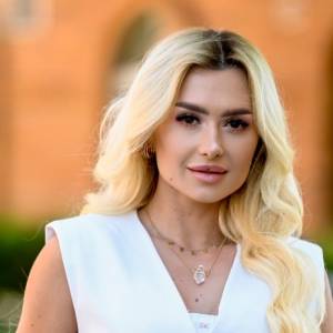 Córeczka Wersow i Friza skończyła miesiąc. Influencerzy opublikowali zdjęcie [FOTO]