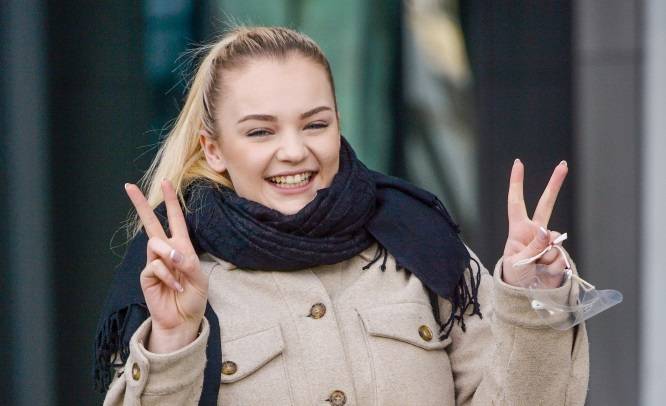 Eurowizja 2022. Ania Brycyn w preselekcjach z utworem "Dokąd". Kim jest wokalistka? [POSŁUCHAJ]