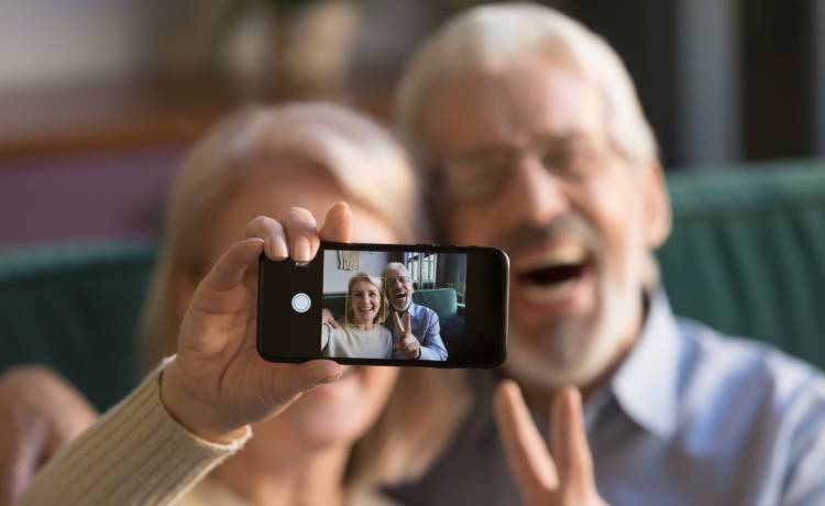Od kiedy obchodzimy Dzień Babci i Dzień Dziadka? Niewiele osób wie, że wszystko zaczęło się... w Poznaniu!