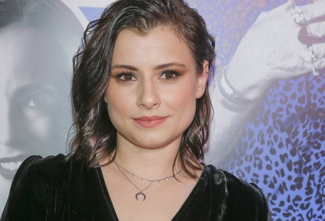 Joanna Jarmołowicz pokazała, co myśli o stroju koleżanki. W ruch poszły ręce! [WIDEO]