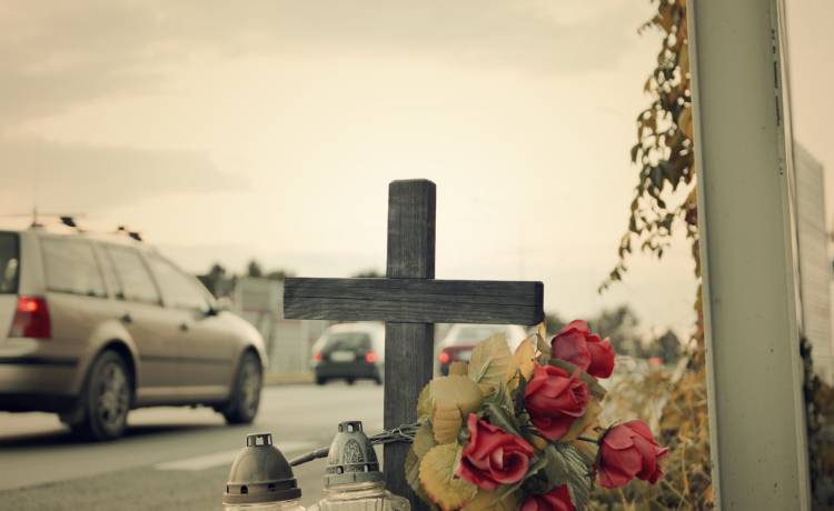 Zmarł 19-letni piłkarz. Zginął pod kołami samochodu