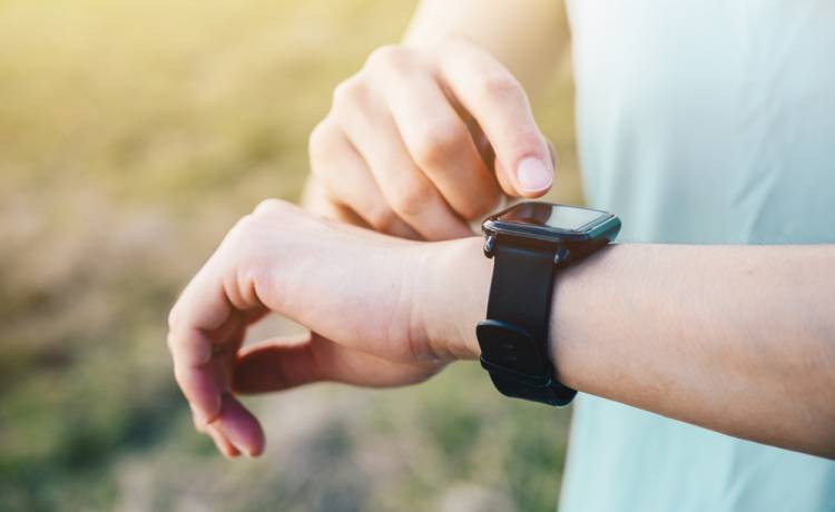 Eksperci obalają mit 10 000 kroków! Sprawdź, ile naprawdę musisz chodzić. fot. Shutterstock