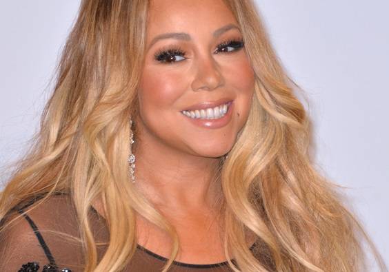 Mariah Carey w nieprawdopodobnym stylu wykonała "Bottle Cap Challenge"! Zobacz nagranie, które już stało się hitem sieci! [WIDEO]