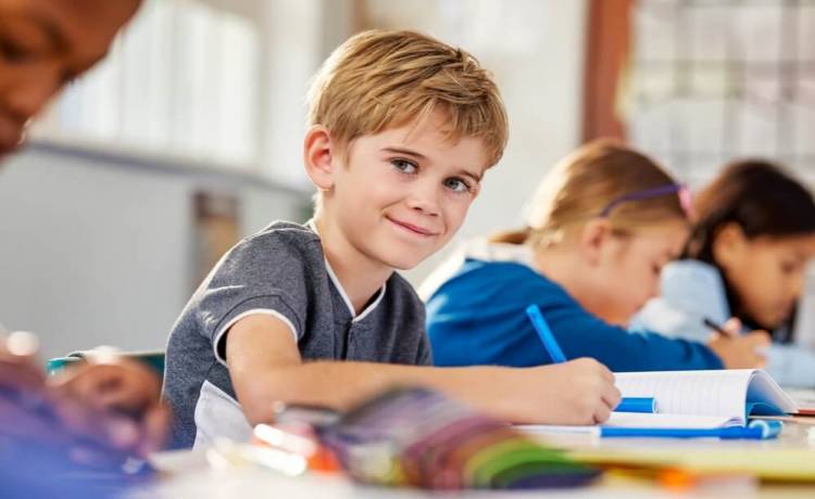 Dzieci urodzone w tym miesiącu uczą się najlepiej, fot. Shutterstock