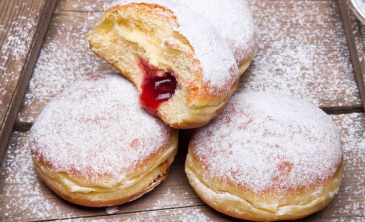 Tłusty czwartek 2019 - kiedy wypada? Sprawdź pączkowe przepisy na tłusty czwartek!