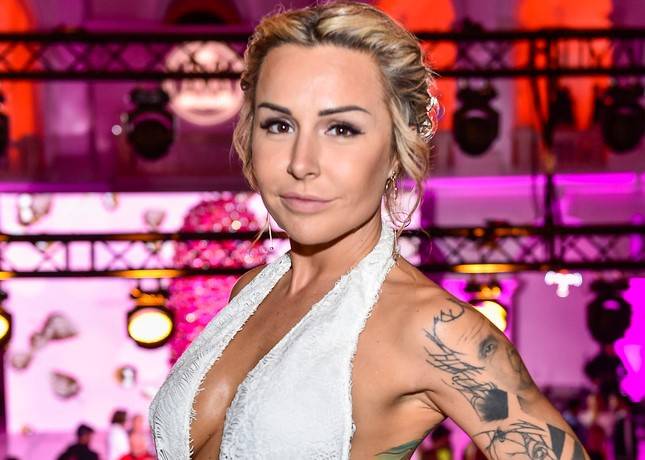 Naga Blanka Lipińska opala się na plaży w Barcelonie 