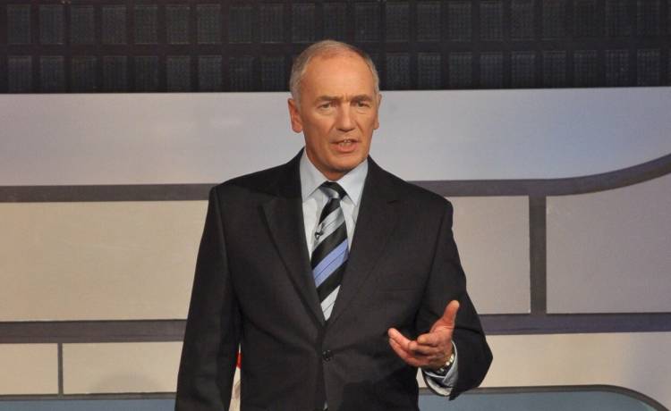 Karol Strasburger na planie „Familiady”, fot. TRICOLORS/East News