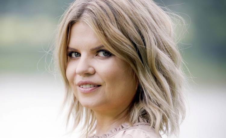 Marta Manowska zachwyca w stroju z głębokim dekoltem: "Zjawiskowo i sexy". Mamy zdjęcia! 