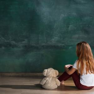 10-latka przyszła pijana do szkoły. Nakrył ją nauczyciel