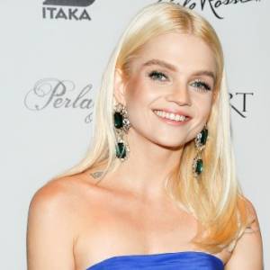 Margaret śmiało eksponuje pośladki. Do sieci trafił odważny kadr w stroju kąpielowym 