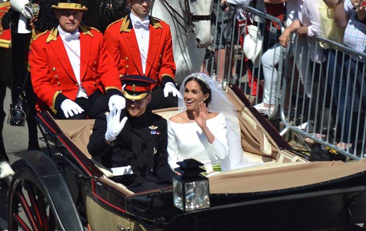Książę Harry i księżna Meghan świętują pierwszą rocznicę ślubu! 