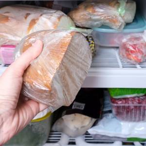 Zamrożony chleb kluczem do zdrowszej diety? Oto odkrycie, które zmienia zasady!