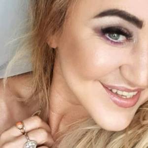 Agnieszka Kotońska eksponuje smukłą sylwetkę nad basenem. Gwiazda "Googlebox" publikuje słoneczne kadry z urlopu!