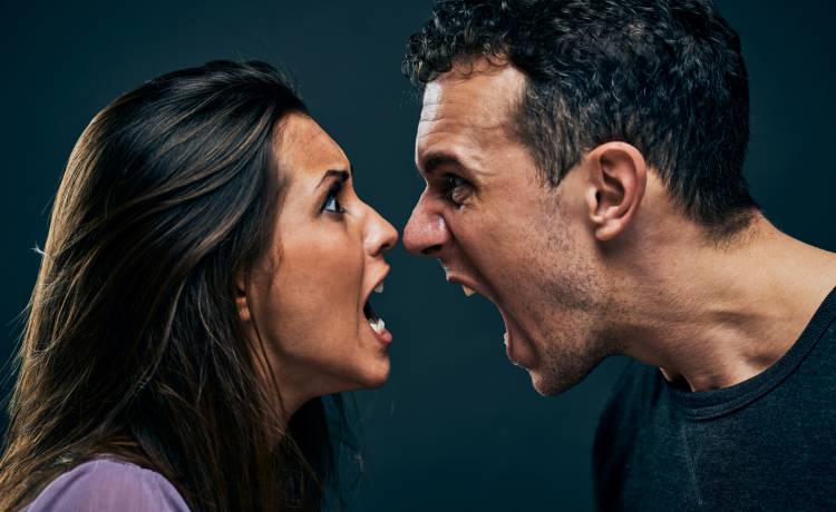 Ukrywasz złość? Sprawdź, jak możesz sobie zaszkodzić!, fot. Shutterstock