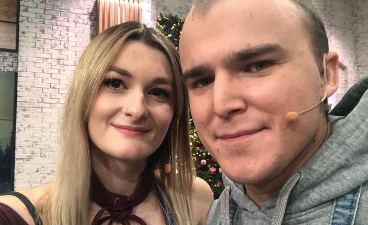 Asia i Kamil z "Rolnik szuka żony" zostali rodzicami! Znamy płeć i imię dziecka. Jest też zdjęcie [ZDJĘCIE]                   