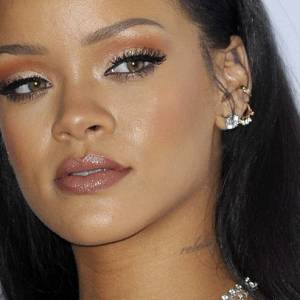 Rihanna i A$AP Rocky zostali rodzicami? Media donoszą o narodzinach kolejnego dziecka gwiazd!