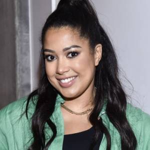 Patricia Kazadi w uroczej piżamie. Pozdrawia prosto z pościeli! [ZDJĘCIE]