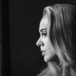 Adele wróciła po pięciu latach milczenia z utworem "Easy On Me". Od razu stał się hitem [WIDEO]