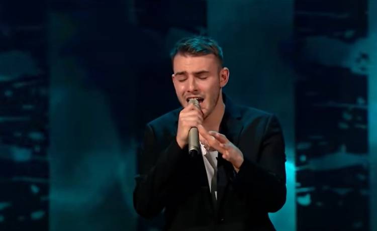 "The Voice of Poland 11". Znamy finalistów i ich single. Krystian Ochman absolutnym ulubieńcem widzów!