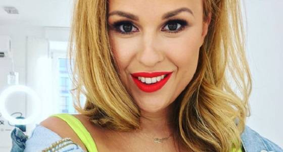 Kaja Paschalska na odważnym zdjęciu. Aktorka pozuje w bieliźnie i odsłania sporo ciała!