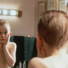 RMF Extra: Drastyczna metamorfoza filmowego "Kevina samego w domu". Co stało się z Macaulayem Culkinem?!