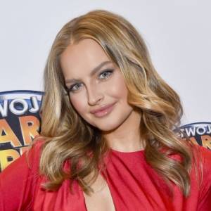 Karolina Pisarek odważnie odsłania ciało. Modelka pozuje w skąpym bikini. "Piękna" [FOTO]