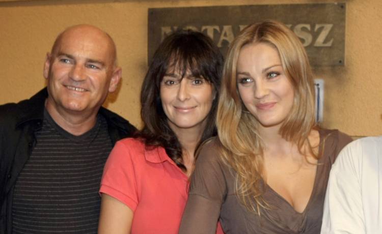 Gwiazda "Na Wspólnej" pokazała dzieci! Jej córki wyrosły na prawdziwe piękności [FOTO]