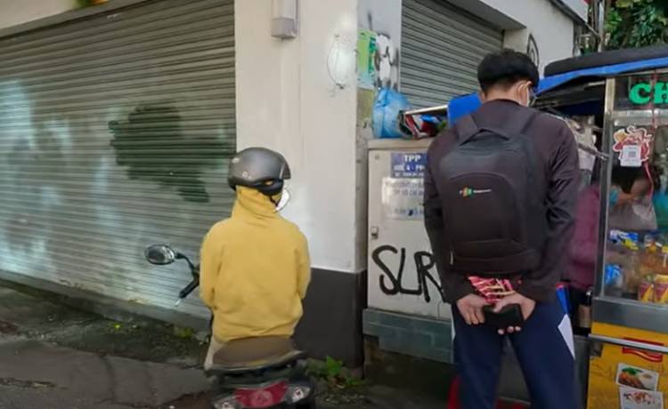 Zawiódł go internetowy tłumacz w Wietnamie. Nie wiedział, co zamówił i prawie zwymiotował... [WIDEO]