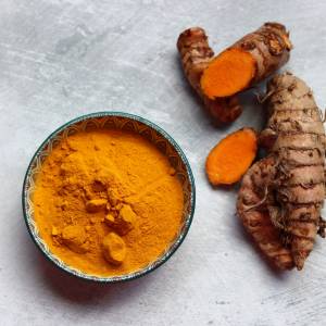 Nie uwierzysz, jakie korzyści kryje kurkuma! Oto przepis, który musisz wypróbować tej jesieni