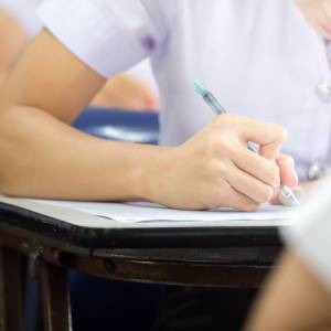 Jeden ruch, który przekreśli twoją maturę. Uważaj na ten zakazany przedmiot!