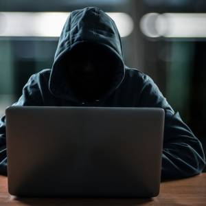 "Mamy wiadomość dla narodu rosyjskiego". Kolejna grupa hakerów uderza w sieci! [WIDEO]