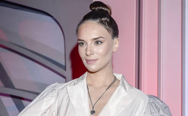 Anna Czartoryska-Niemczycka jest mamą czwórki dzieci. Obrazowo nakreśliła codzienność młodych mam: "Zadzwońcie, zapytajcie, czy wszystko ok"