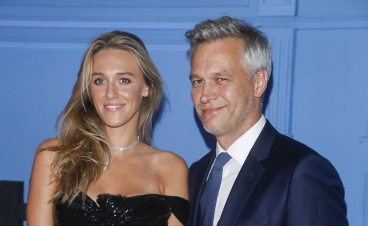 Ola Żebrowska zrobiła sobie grzywkę. Coś poszło nie tak? "Niby człowiek wie, a zawsze robi to samo…" [FOTO]