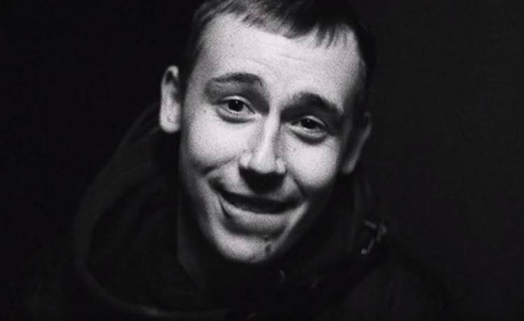 Raper Leh zginął w wypadku samochodowym. Miał 27 lat                                                        