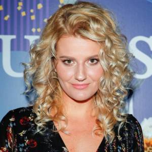 Zofia Zborowska przeszła zaskakującą metamorfozę. Żona Andrzeja Wrony nie jest już blondynką!