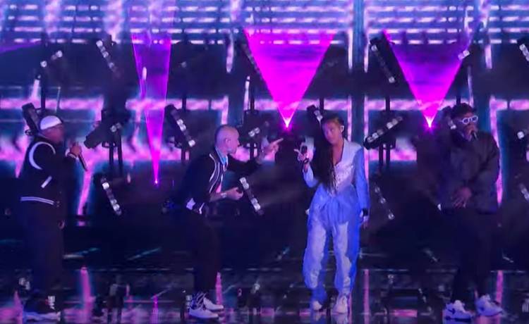 Sara James zaśpiewała z Black Eyed Peas w finale "America's Got Talent"! "Ona jest zwyciężczynią" [WIDEO]