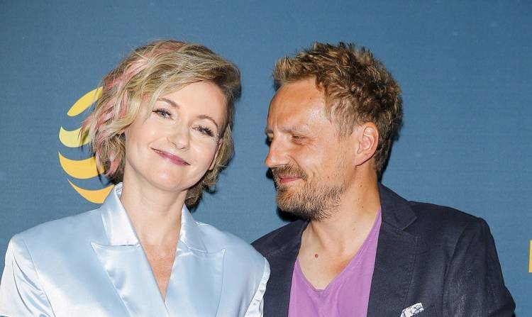 Paweł Domagała na zdjęciach z żoną. Teść muzyka to znany aktor! 