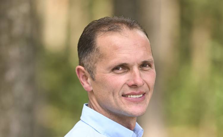 Waldemar Gilas w programie "Rolnik szuka żony". Fot. AKPA