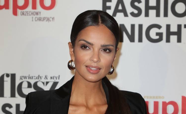 Kontrowersje wokół Klaudii El Dursi. Internauci komentują jej sesję ze zwierzętami. "Przykry widok"