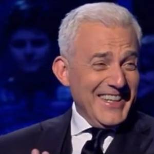 "Milionerzy". Najzabawniejsze sytuacje w teleturnieju! Nawet Hubert Urbański nie mógł powstrzymać śmiechu! [WIDEO]