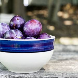 Dlaczego warto jeść śliwki codziennie? Oto zaskakujące korzyści