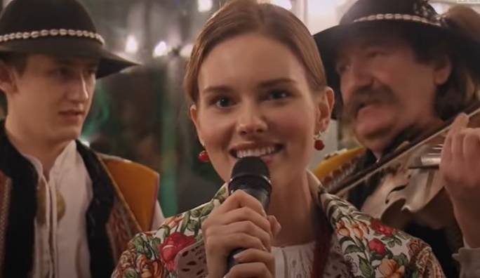 "M jak miłość" po wakacjach. Dominika Kachlik zostaje w serialu? Jasna odpowiedź aktorki