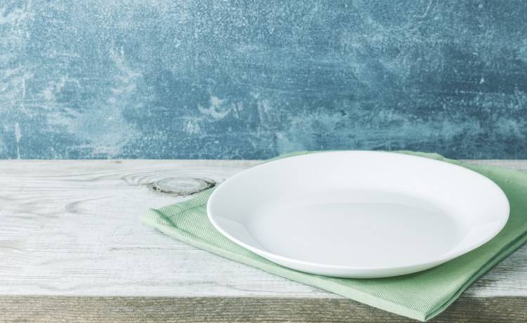 Post ścisły w Wielki Piątek. Czy dziś nie należy jeść mięsa? 